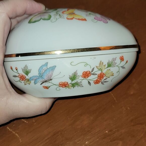 BeautifulāVintageāAvonĀ EggāTrinketāDish - Picture 5 of 6